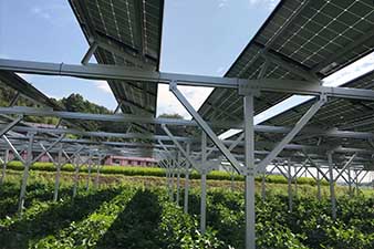 佐賀県K町ソーラーシェアリング専用架台 125kw